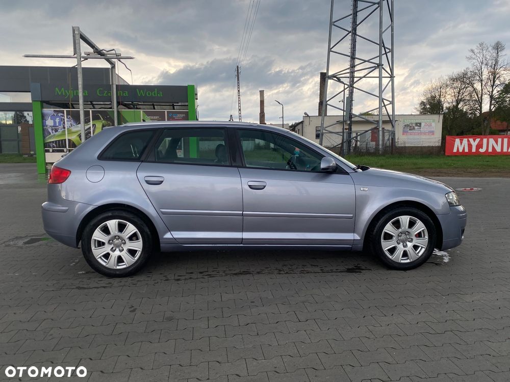 Audi A3 Sportback 2.0 TDI Ambition - 4
