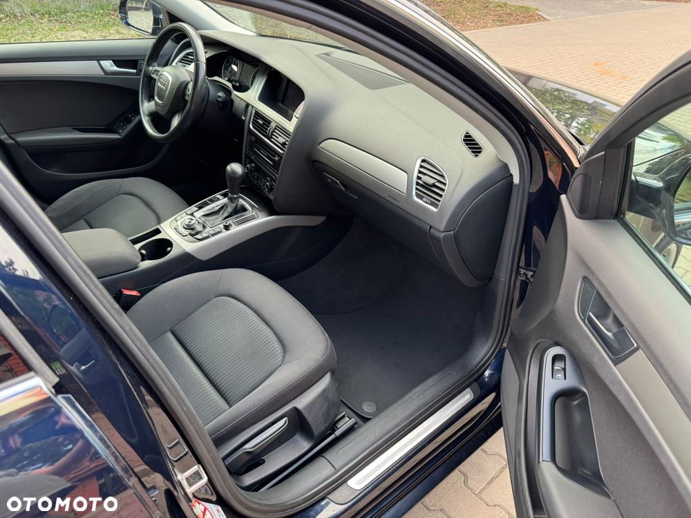 Audi A4 Avant - 6
