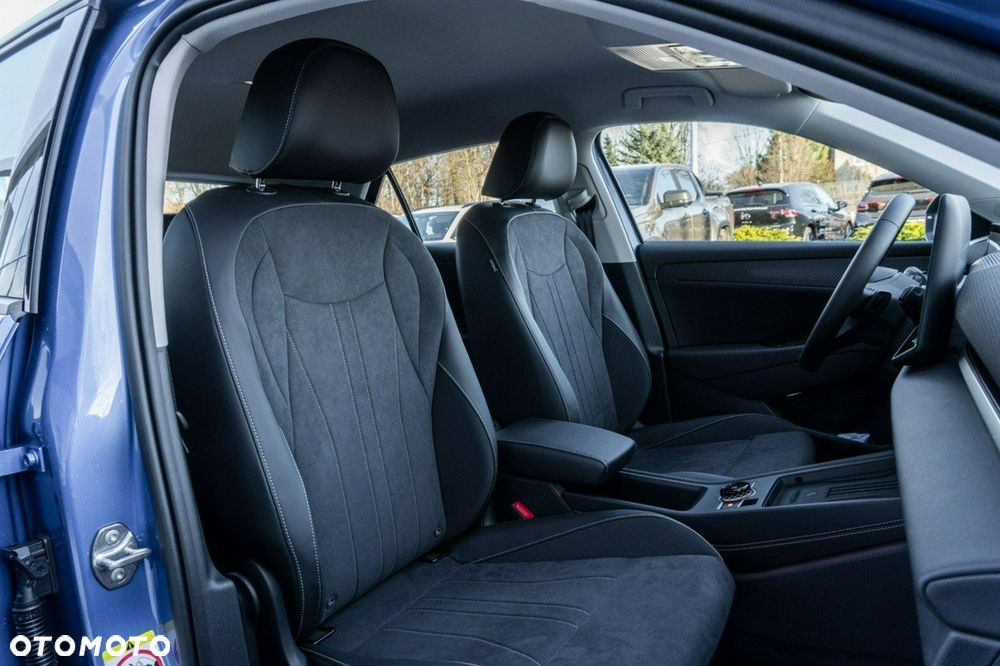 Volkswagen T-Roc - 15