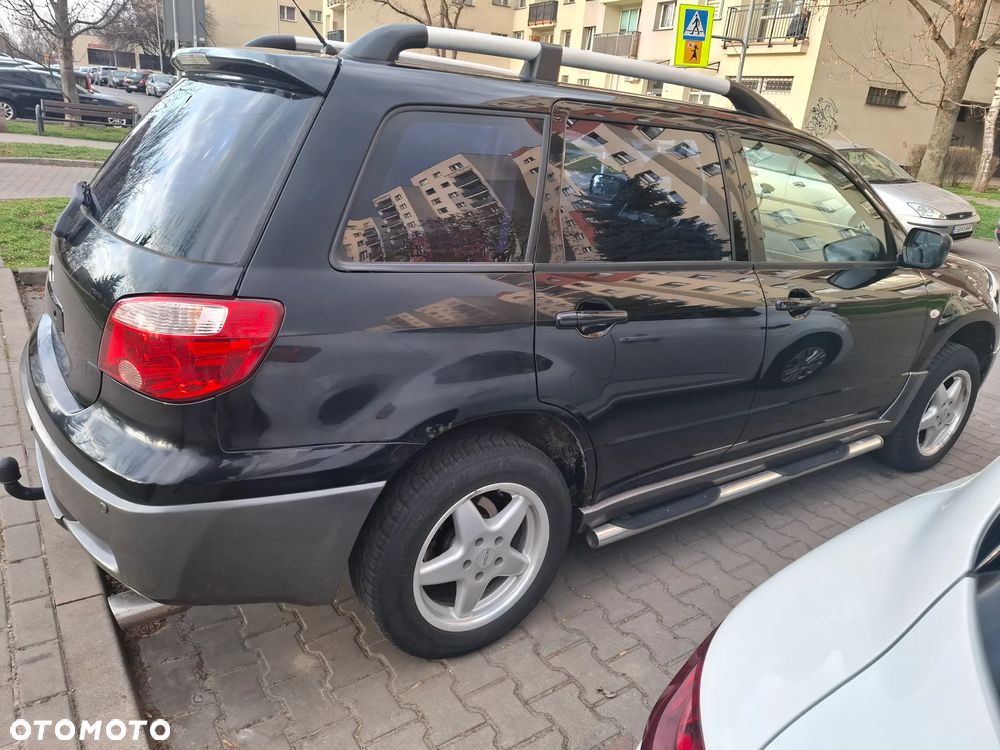 Mitsubishi Outlander 2.0 Comfort 4WD - 9