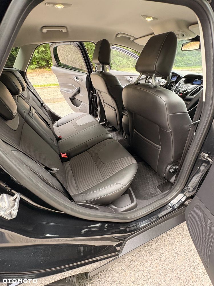 Ford Focus 1.0 EcoBoost Titanium - 25
