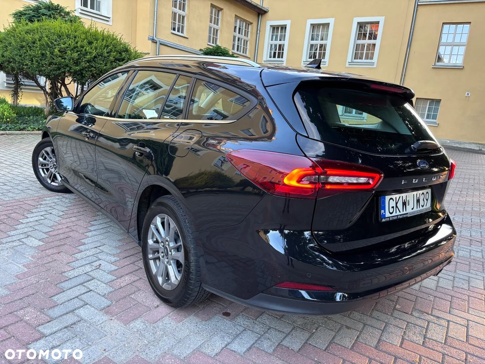 Ford Focus 1.0 EcoBoost Start-Stopp-System COOL&CONNECT DESIGN - 3
