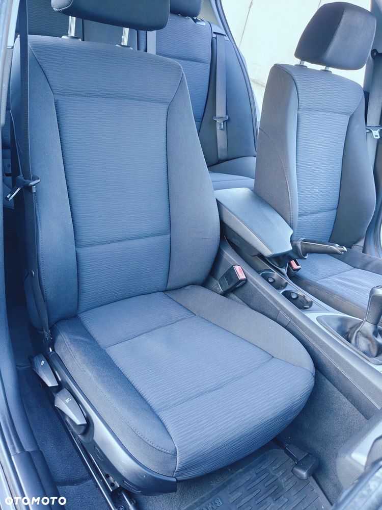 BMW Seria 1 - 21