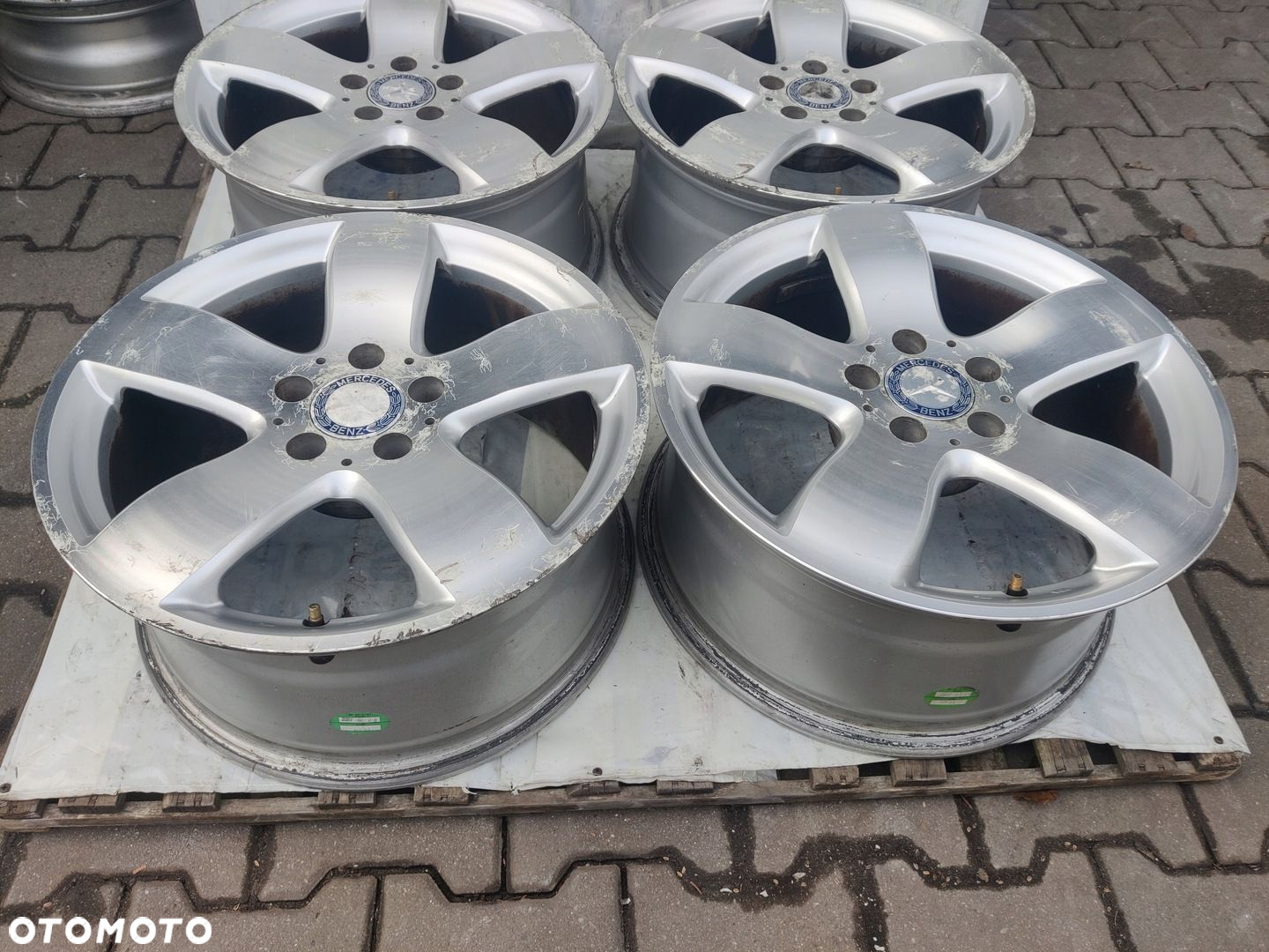 Felgi Mercedes 8J 17" ET38 573 - 5
