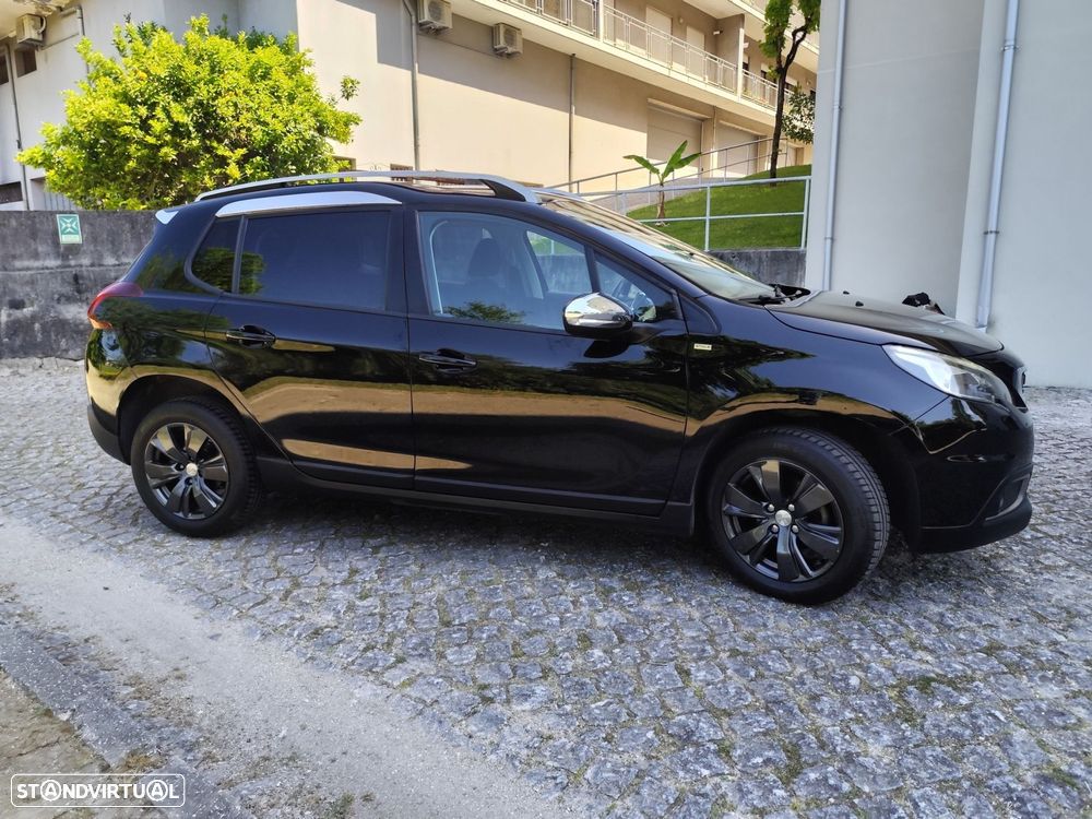 Peugeot 2008 1.6 BlueHDi Style - 11