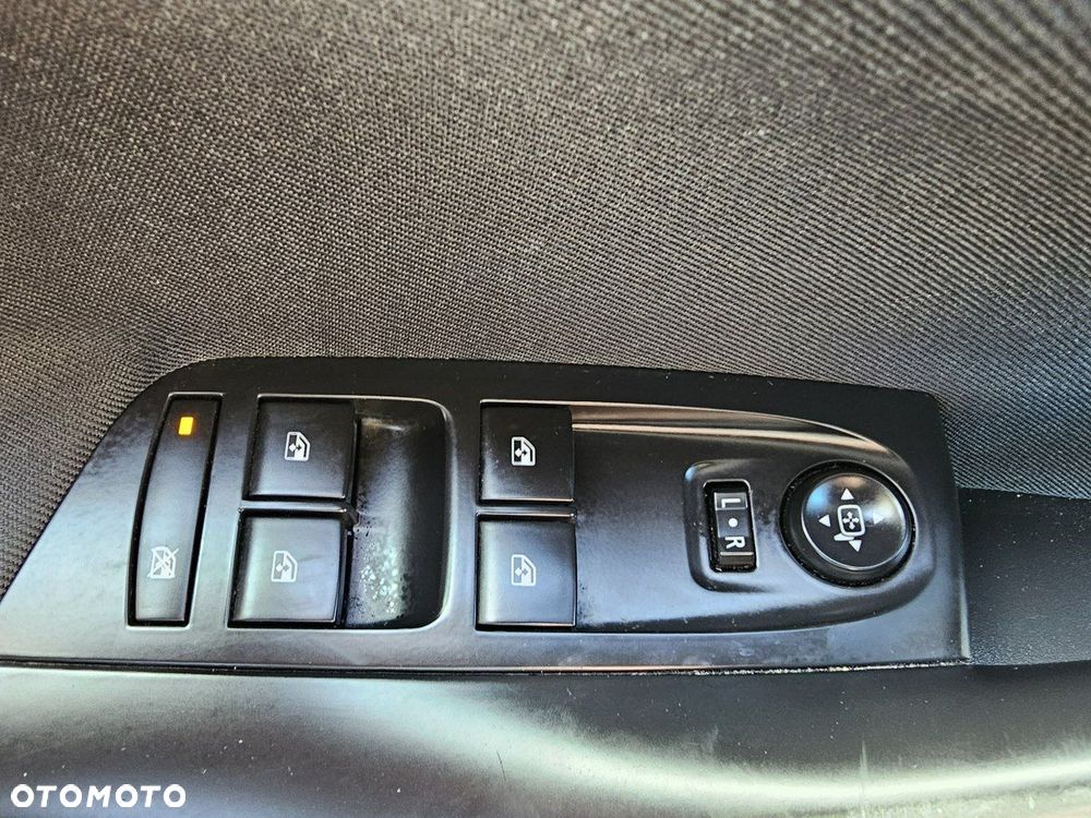 Opel Astra 1.4 T Enjoy S&S - 27