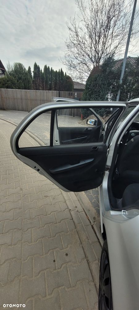 Skoda Fabia 1.4 16V Style Edition - 25