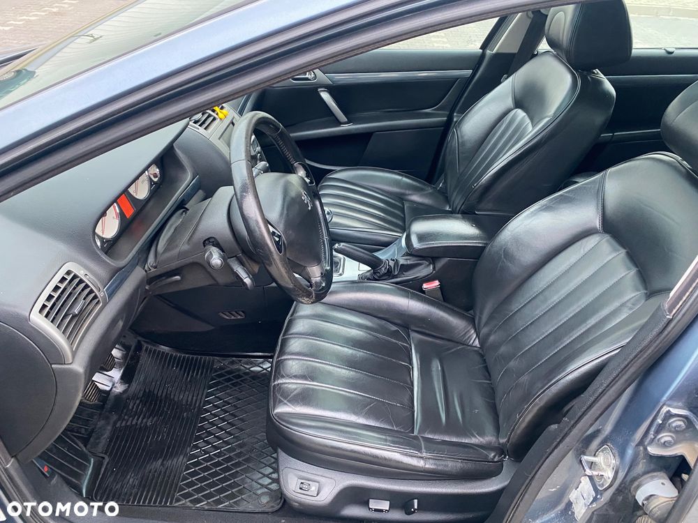 Peugeot 407 - 14