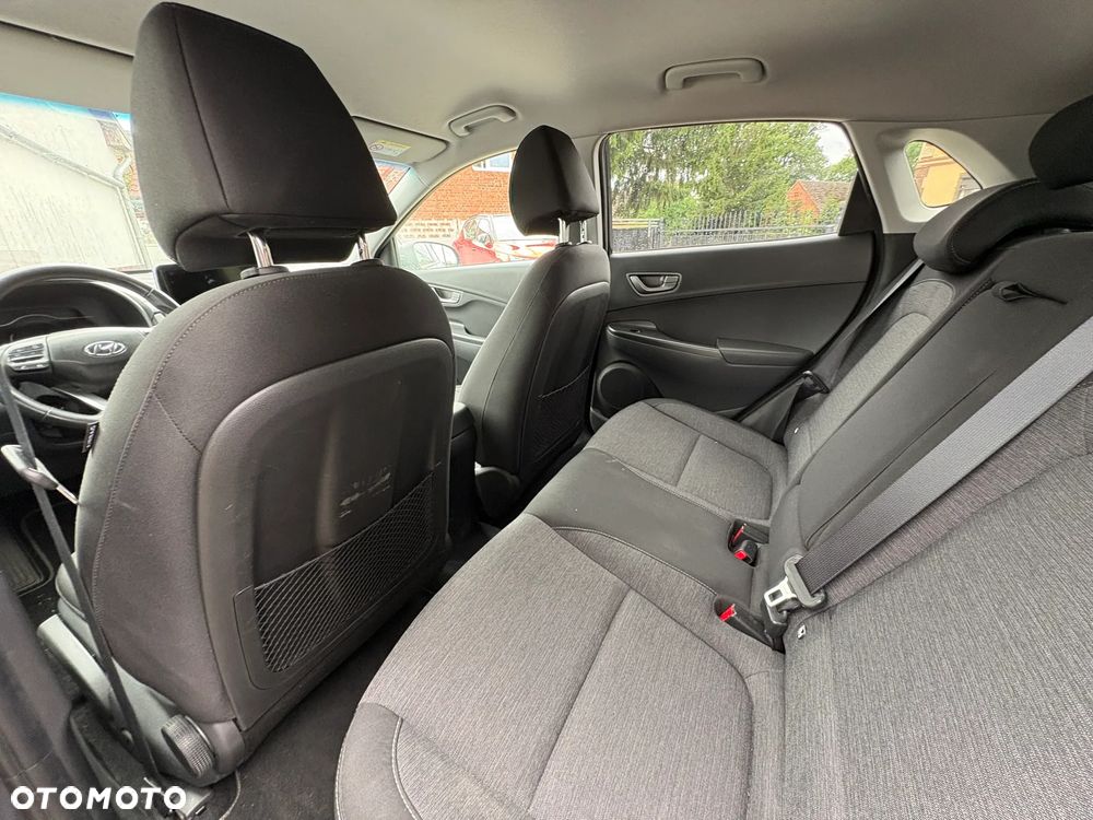 Hyundai Kona - 13