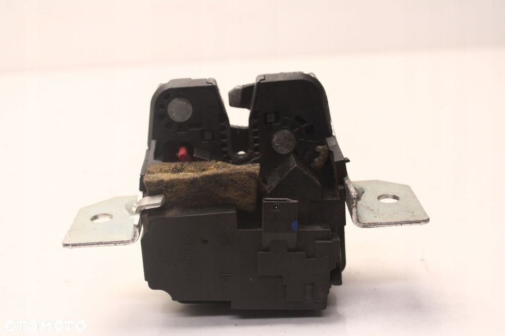 mercedes w169 04r- zamek klapy bagażnika tył tylny a1697400135 - 7