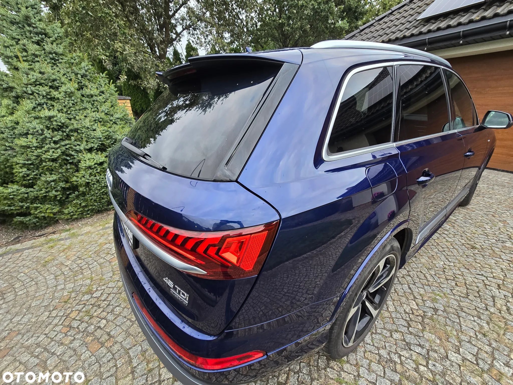 Audi Q7 - 1