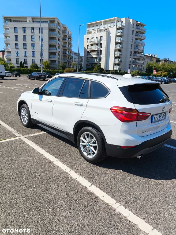 BMW X1 xDrive18d Advantage - 5