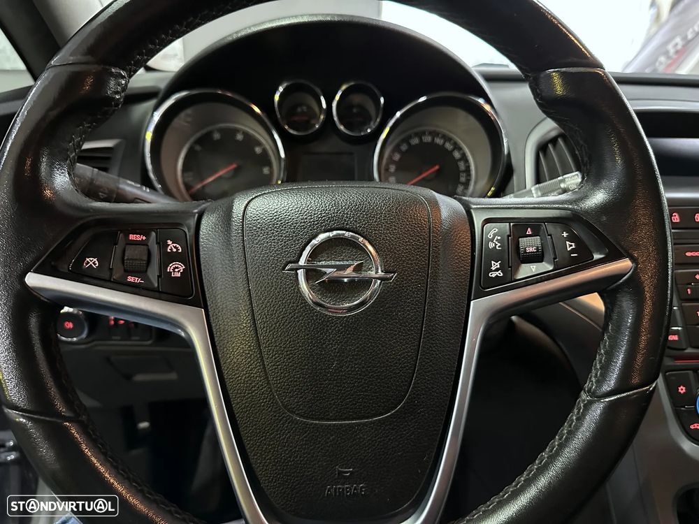 Opel Astra Sports Tourer 1.6 CDTi Executive S/S - 22