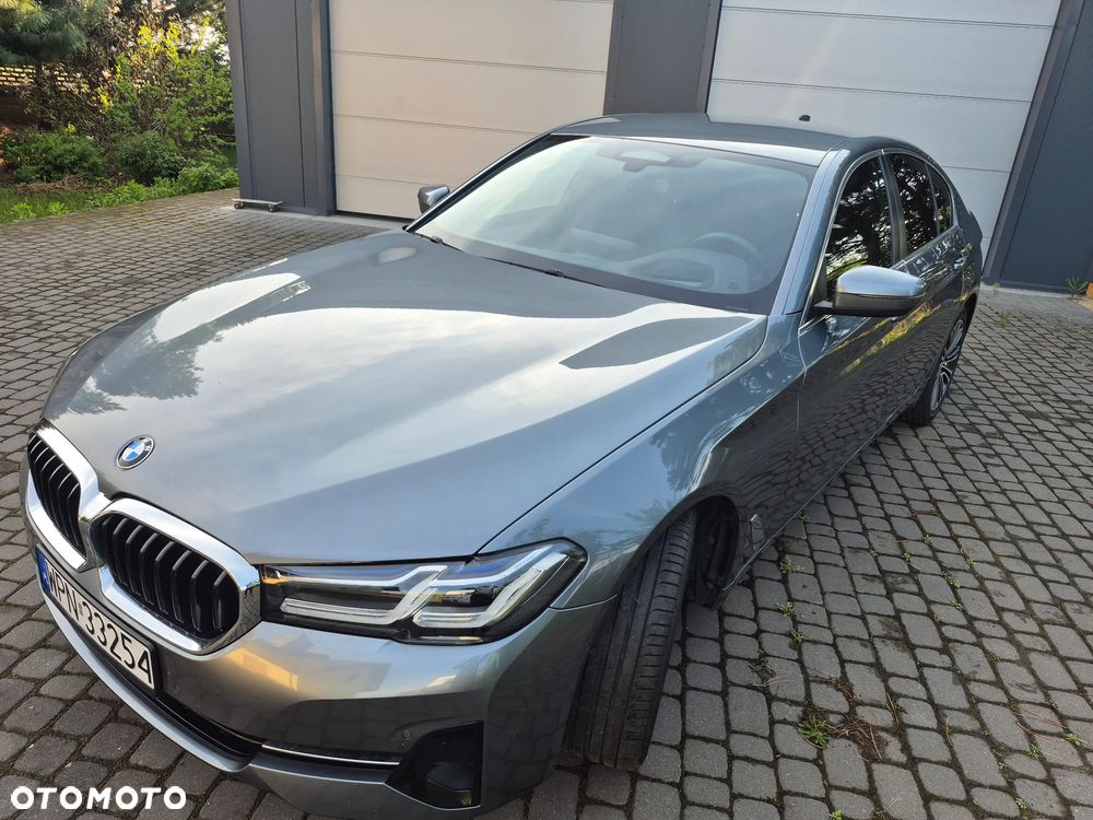 BMW Seria 5 520i Luxury Line sport - 25