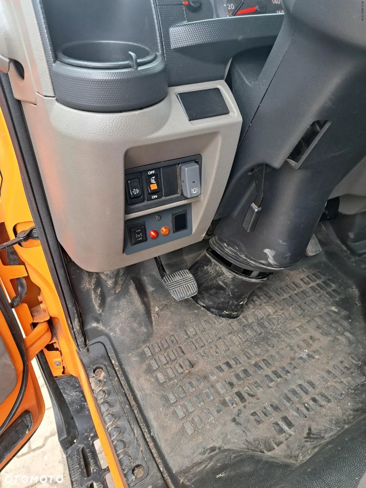 Nissan Cabstar - 15