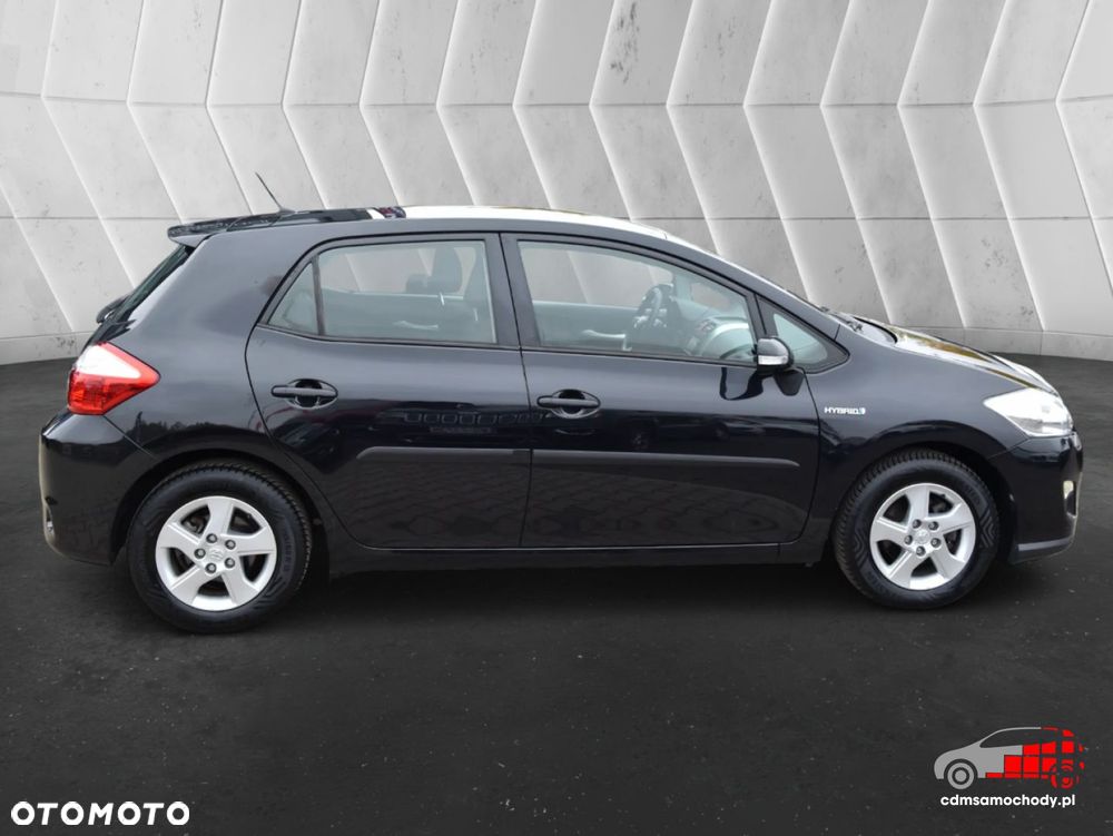 Toyota Auris - 10
