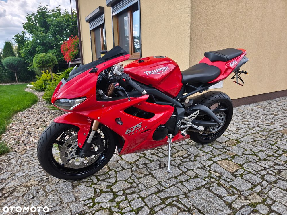 Triumph Daytona - 1