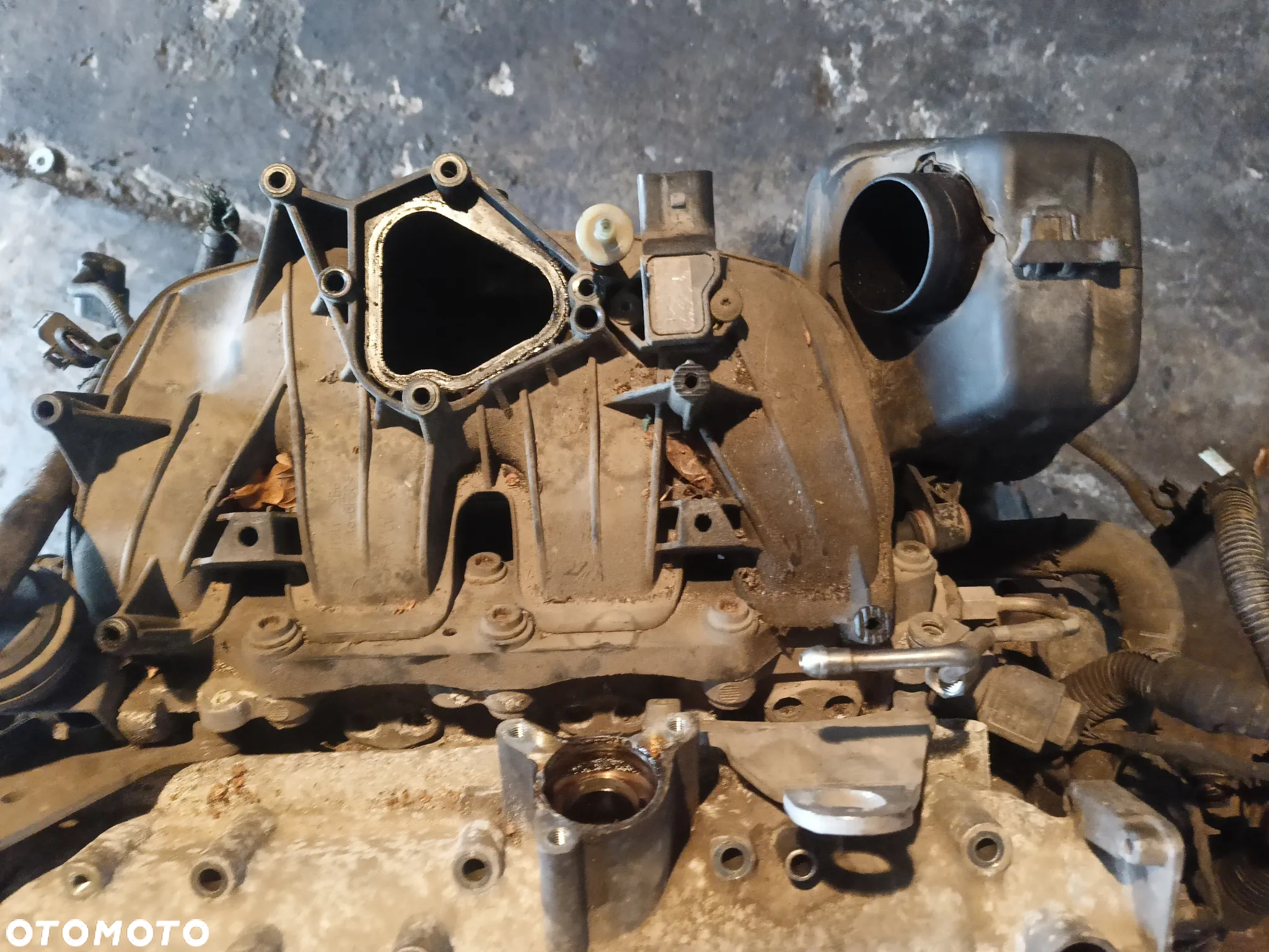 VW GOLF V 1.4 TSI SILNIK USZKODZONY DÓL GŁOWICA SPRAWNA CENA ZA SILNIK Z KOMPRESOREM KOMPLETNY - 3