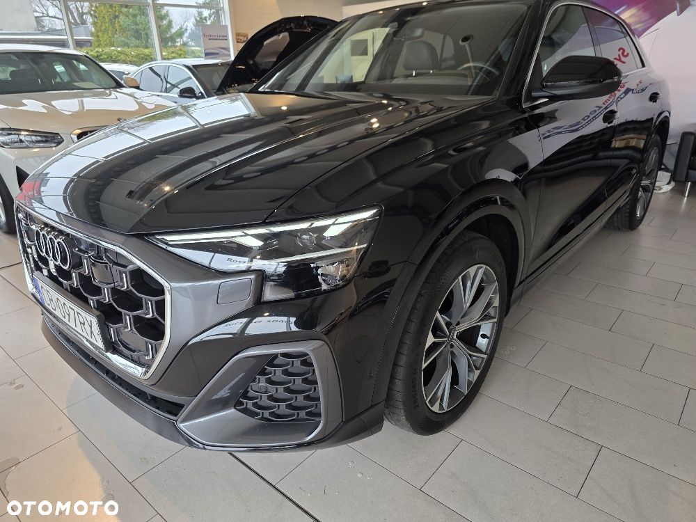 Audi Q8 - 25