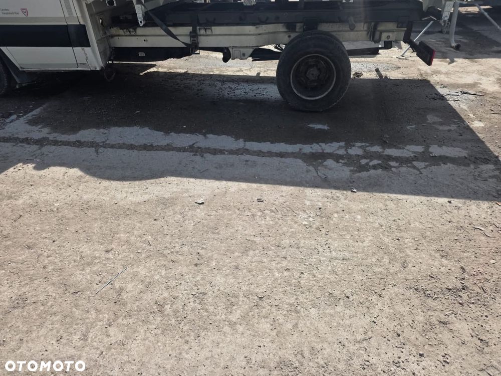 Mercedes-Benz Sprinter 519 - 5