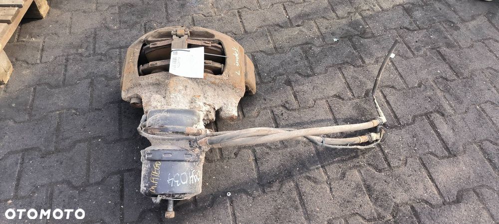 ZACISK HAMULCOWY PRZÓD LEWY MERCEDES - BENZ ATEGO 2528L - 2