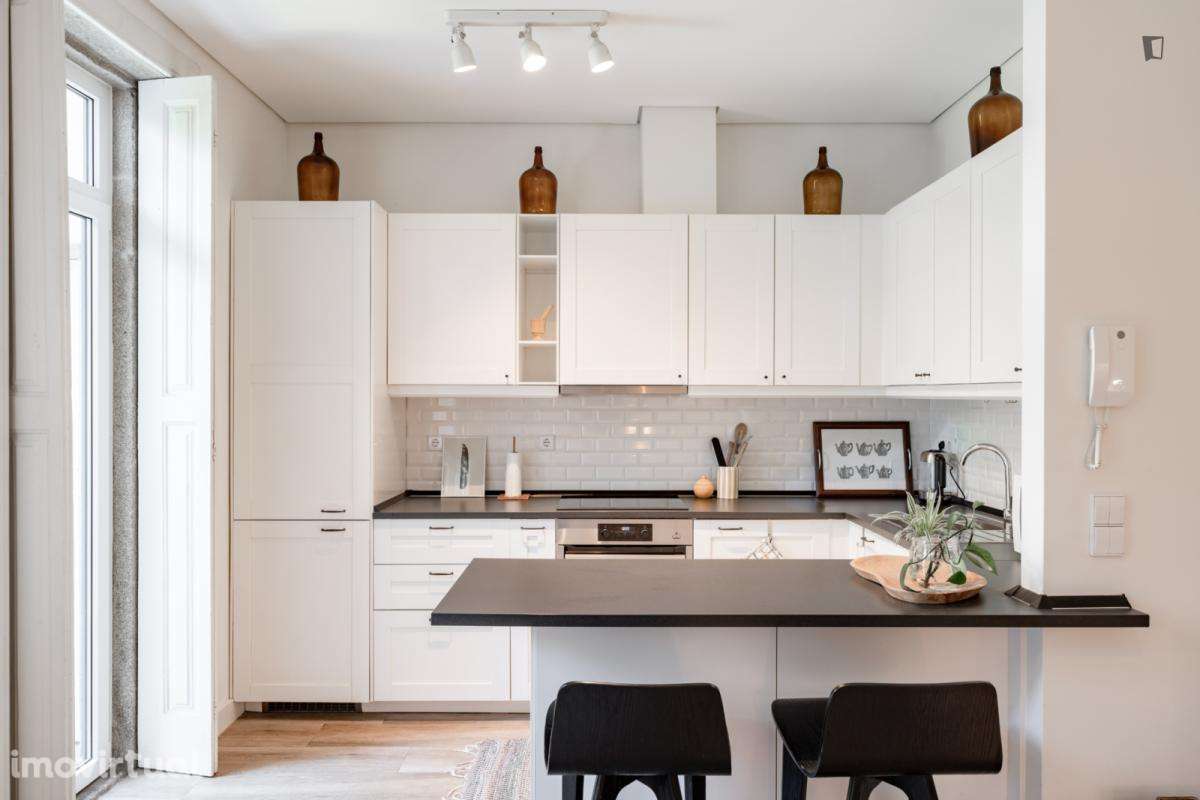 Casa com 3 quartos - localizado em Ramalde Porto - Grande imagem: 4/59