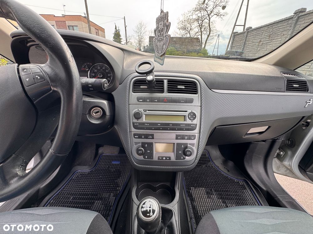 Fiat Grande Punto - 17