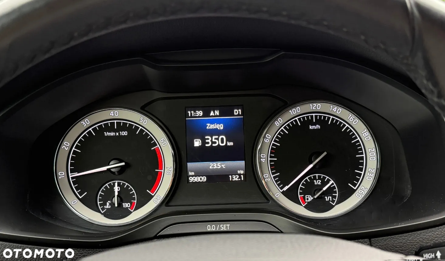 Skoda Karoq 1.5 TSI ACT 4x2 Style DSG - 32