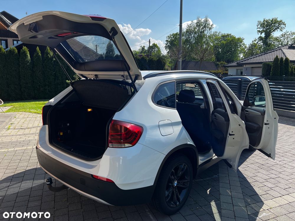 BMW X1 xDrive20d - 15