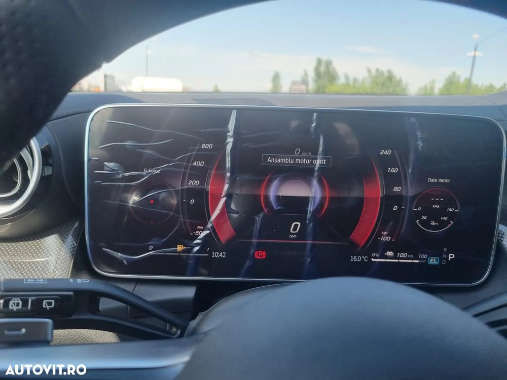Mercedes-Benz GLC 300 e 4MATIC - 24