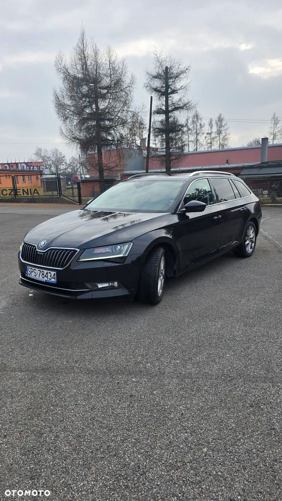 Skoda Superb 2.0 TSI Style DSG - 2