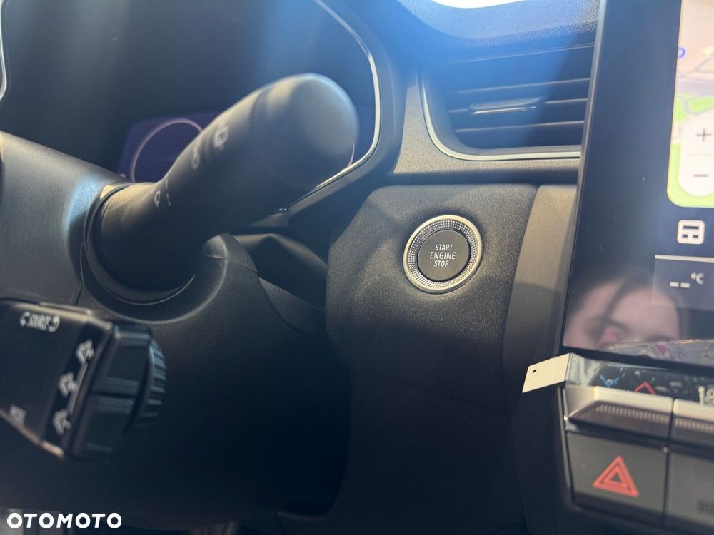 Renault Captur 1.3 TCe mHEV Techno EDC - 16