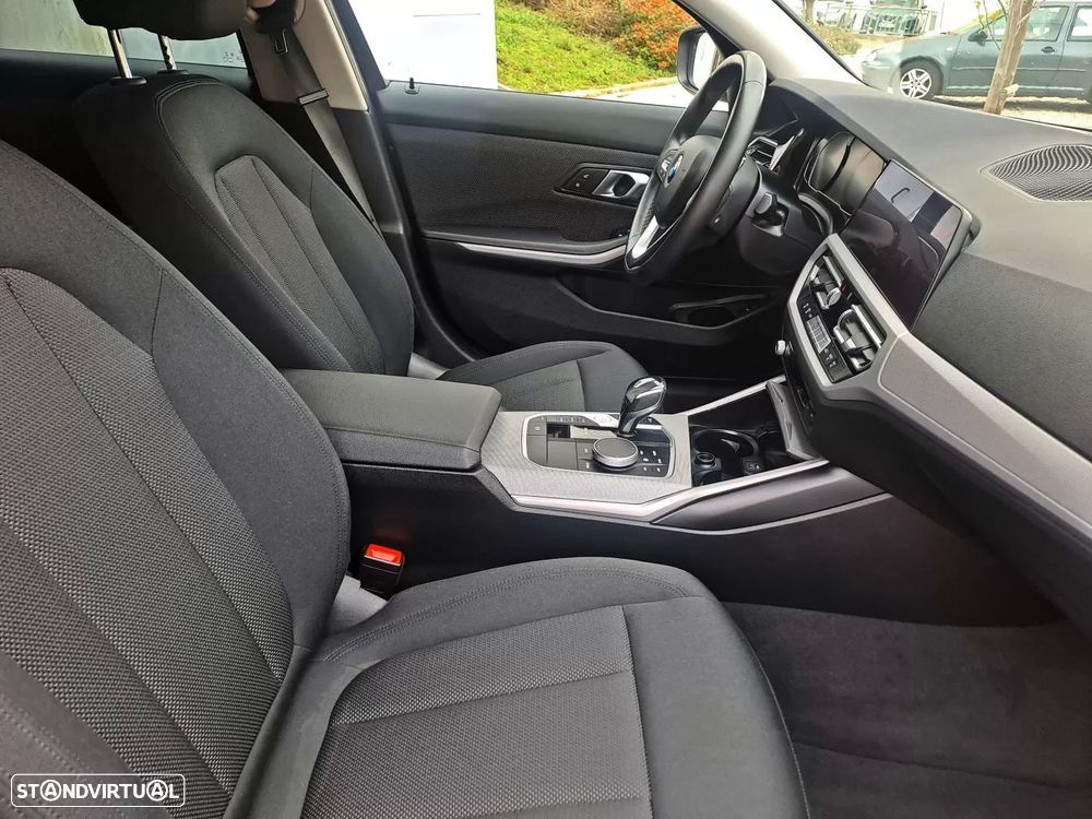 BMW 320 Gran Turismo d Auto - 30