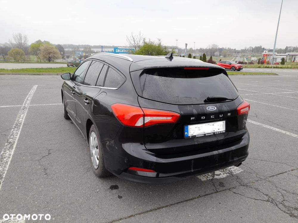 Ford Focus 1.0 EcoBoost Trend Edition Business - 3