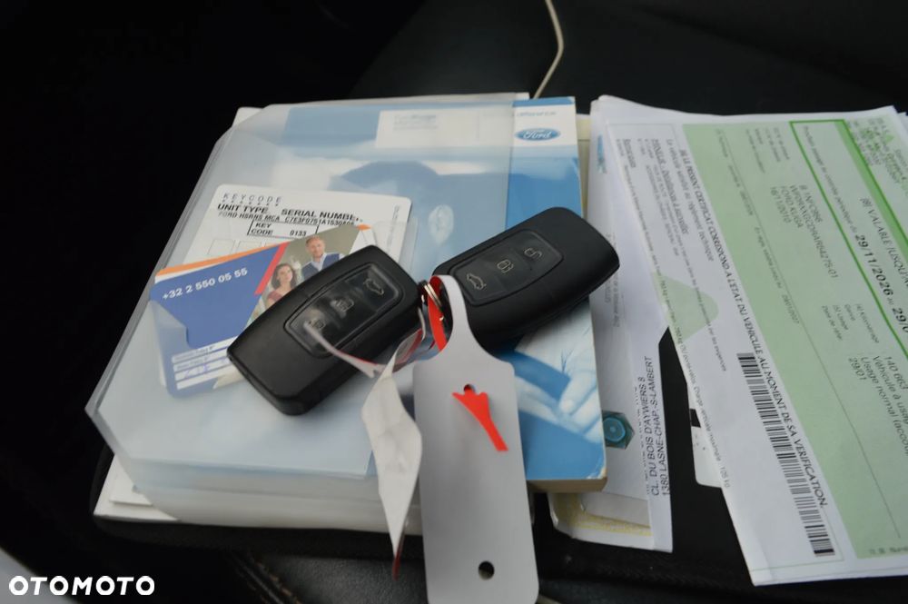 Ford Kuga 2.0 TDCi 4x4 Individual - 26