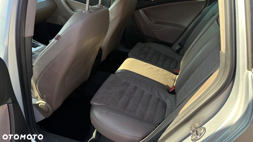 Volkswagen Passat 2.0 TDI DPF Highline DSG - 19