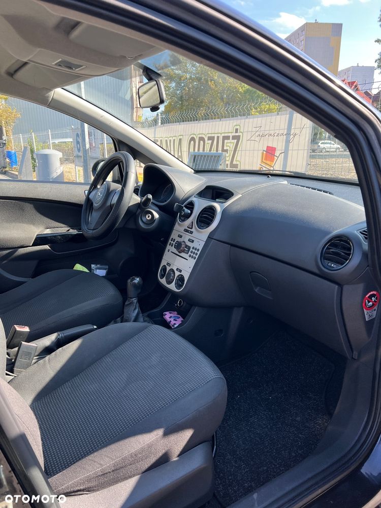 Opel Corsa - 12