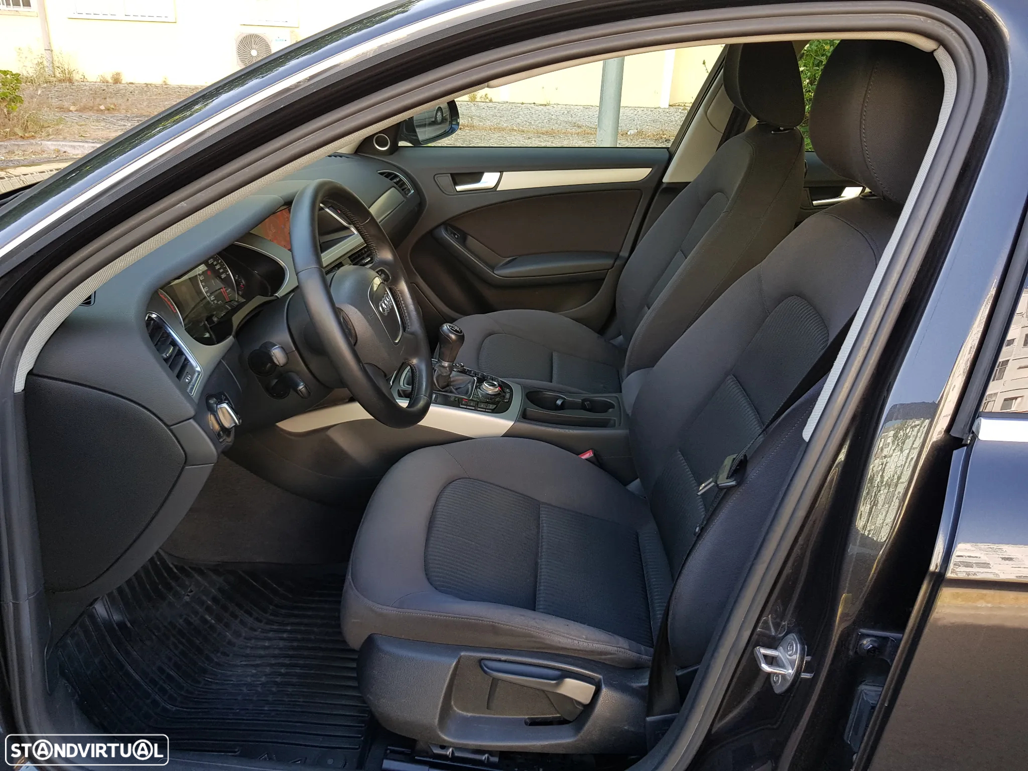 Audi A4 Avant 2.0 TDI Sport - 25