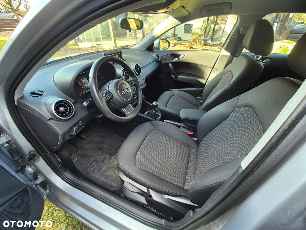 Audi A1 Sportback 1.6 TDI Ambition - 13