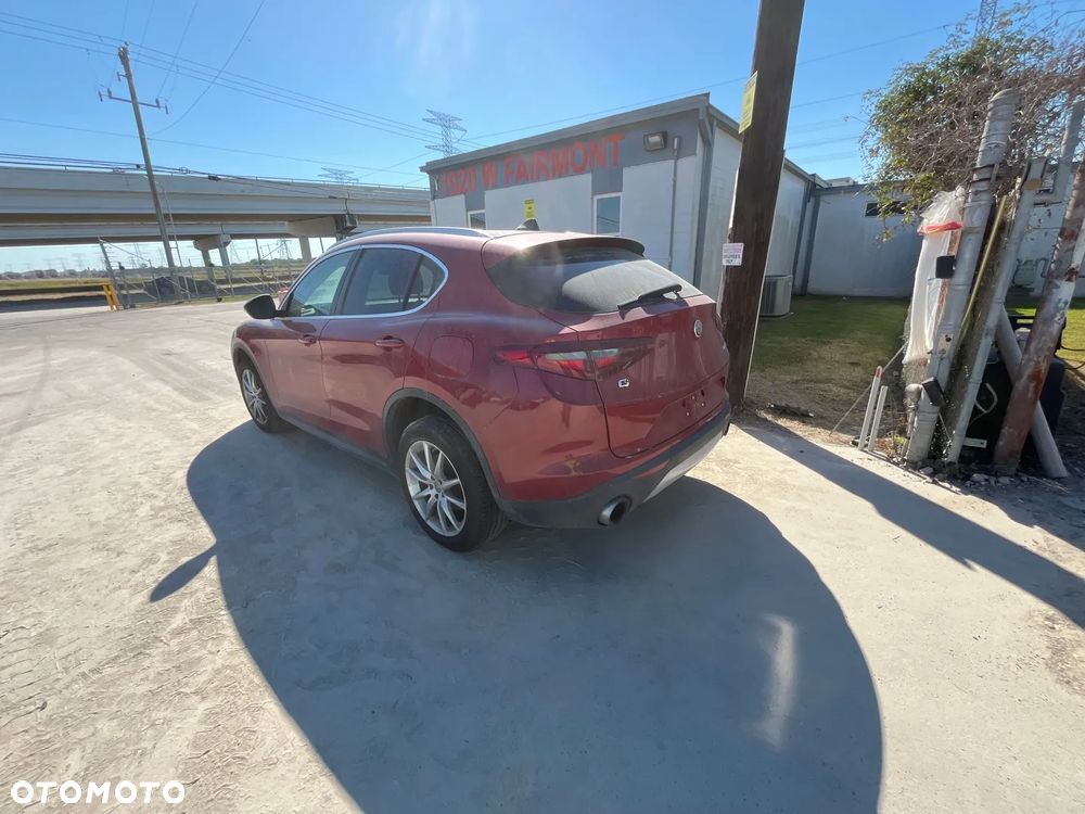 Alfa Romeo Stelvio - 4