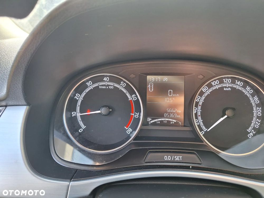 Skoda Fabia 1.0 TSI Ambition - 5