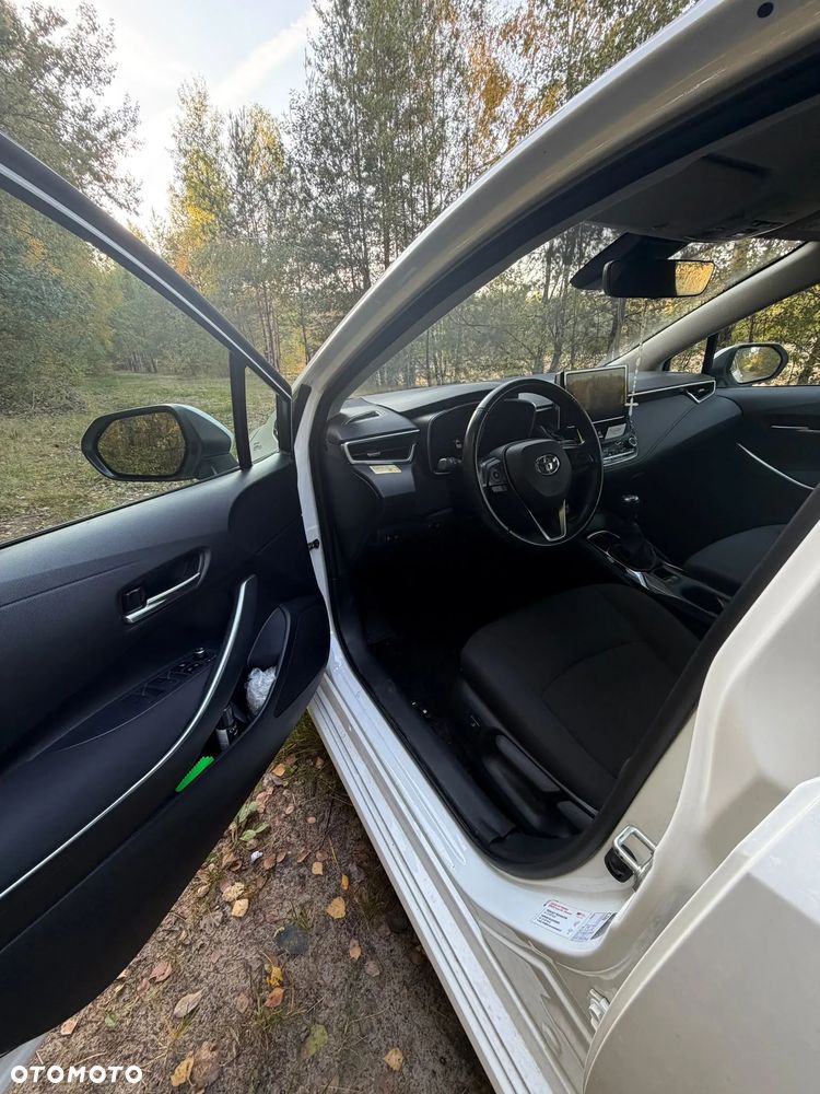 Toyota Corolla - 10