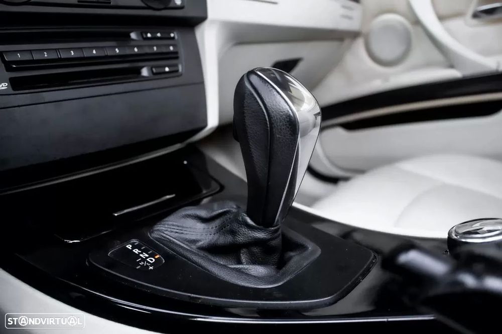 BMW 320 d Cabrio Auto - 23