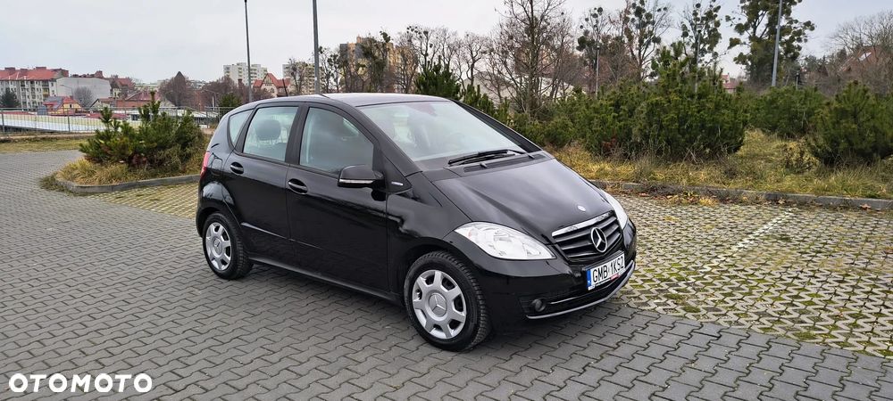 Mercedes-Benz Klasa A 160 BlueEFFICIENCY Special Edition - 18