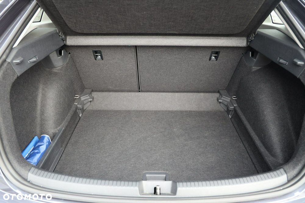 Volkswagen Taigo - 32