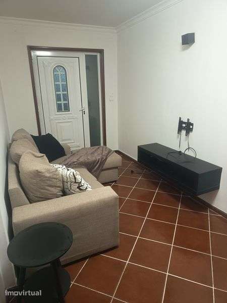 Alugo Casa T2 - Valongo - Grande imagem: 4/7