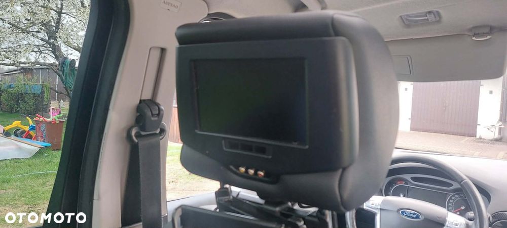 Ford S-Max 2.5 Titanium - 12