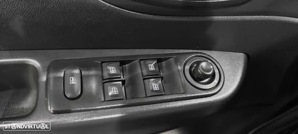 Renault Captur 0.9 TCE Sport - 43