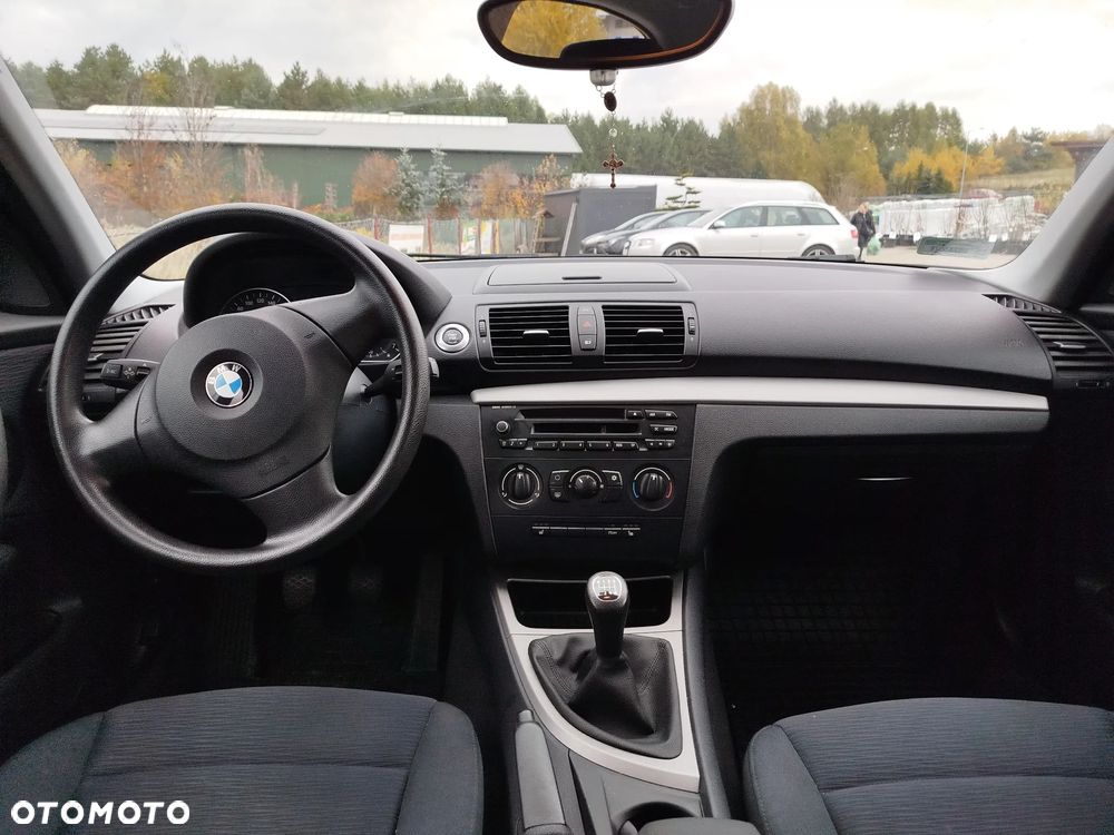 BMW Seria 1 116i - 7