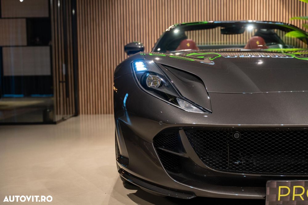 Ferrari 812 - 3